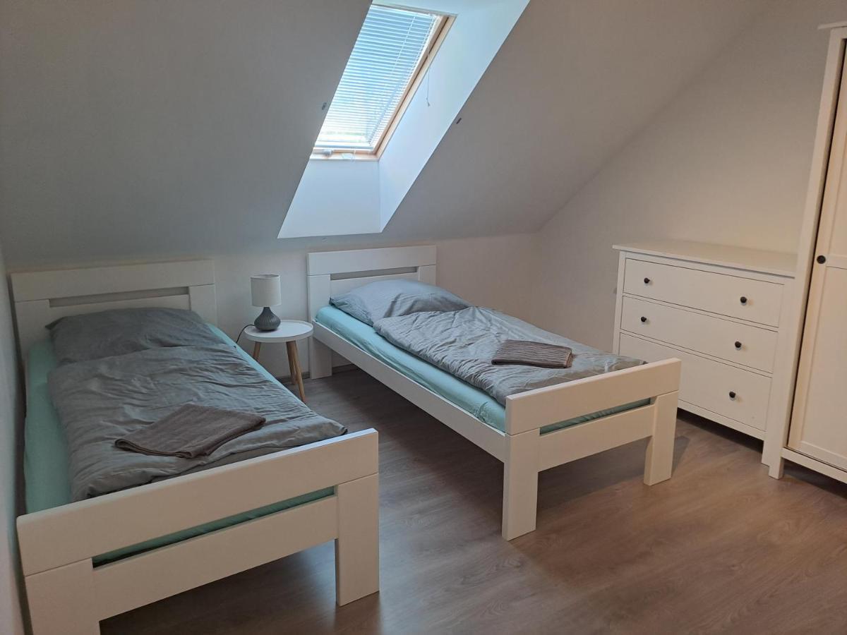 Apartmany U Zamecku ฮโลโฮเวซ ภายนอก รูปภาพ